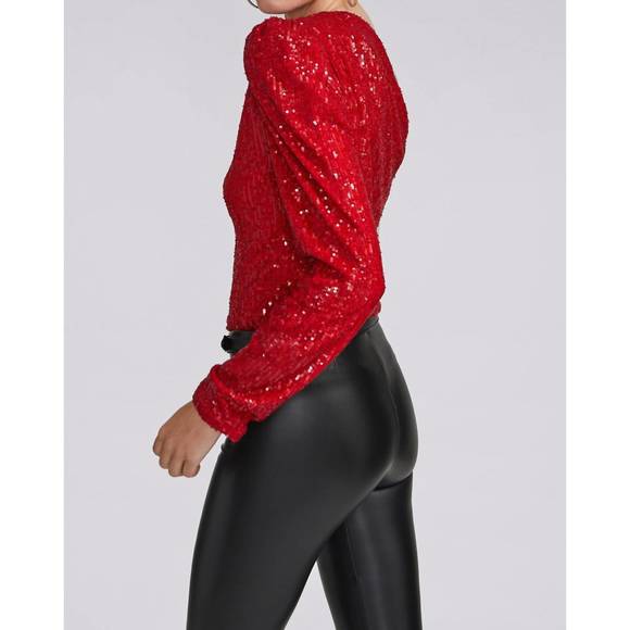 NEW GENERATION LOVE vetta sequin top in rouge - Picture 2 of 4